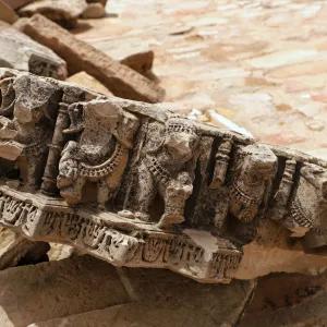 Architectural artifact depicting a battle