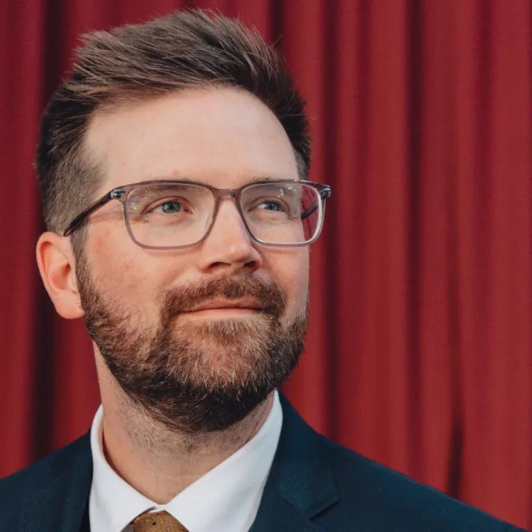 Dr Alex Carter