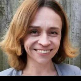 Dr Anna Cieslik